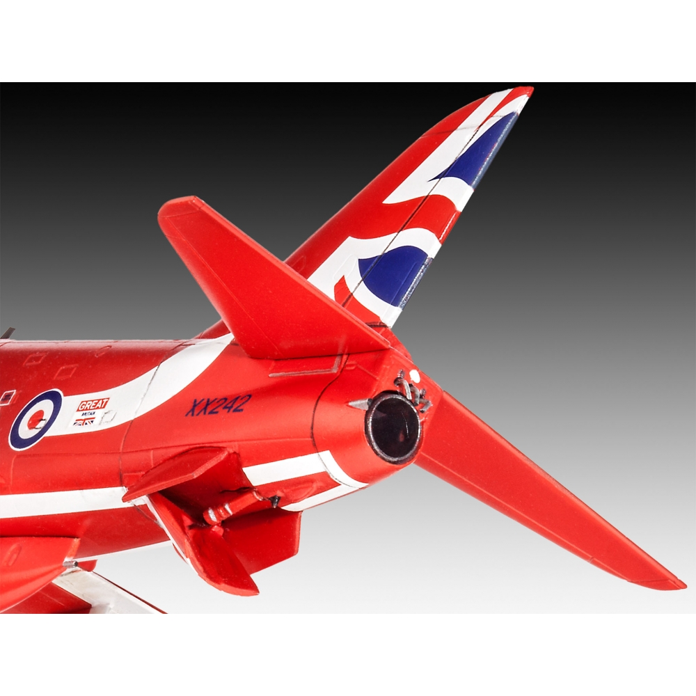 revell-bae-hawk-t1-red-arrows-172-4