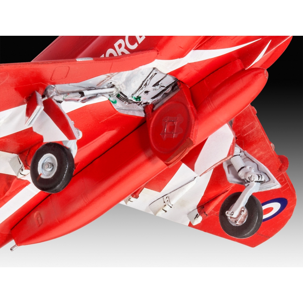 revell-bae-hawk-t1-red-arrows-172-5