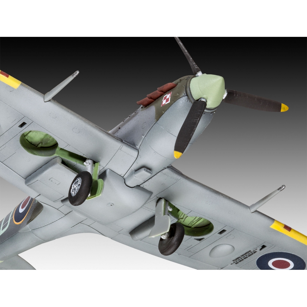 revell-supermarine-spitfire-mkvb-172-2